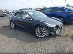 5YJ3E1EB5KF391424 2019 TESLA MODEL 3