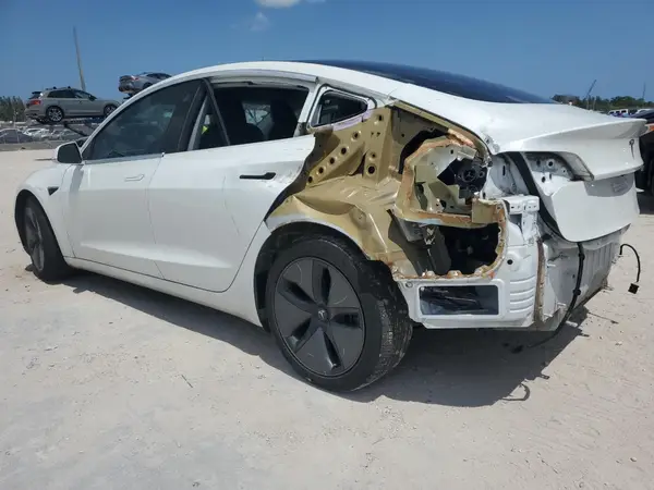 5YJ3E1EB5KF418329 2019 TESLA MODEL 3 - Image 2