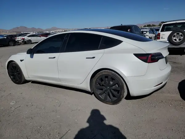 5YJ3E1EB5KF421943 2019 TESLA MODEL 3 - Image 2