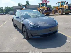 5YJ3E1EB5KF432747 2019 TESLA MODEL 3
