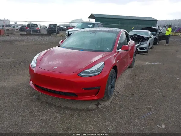5YJ3E1EB5KF432831 2019 TESLA MODEL 3 - Image 2