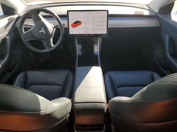 5YJ3E1EB5KF434045 2019 TESLA MODEL 3 - Image 8