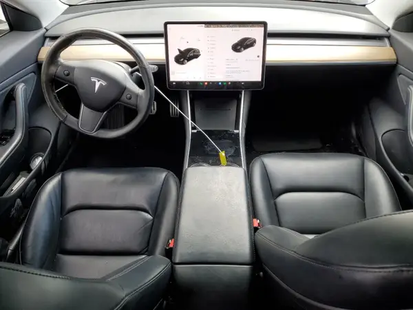 5YJ3E1EB5KF434398 2019 TESLA MODEL 3 - Image 8