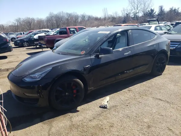 5YJ3E1EB5KF440749 2019 TESLA MODEL 3 - Image 1
