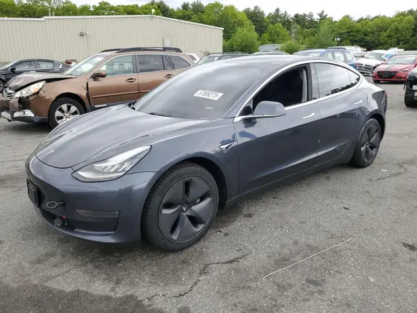 5YJ3E1EB5KF452125 2019 TESLA MODEL 3 - Image 1