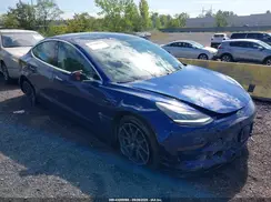 5YJ3E1EB5KF452660 2019 TESLA MODEL 3