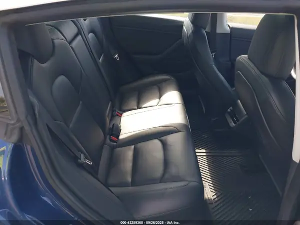 5YJ3E1EB5KF452660 2019 TESLA MODEL 3 - Image 8
