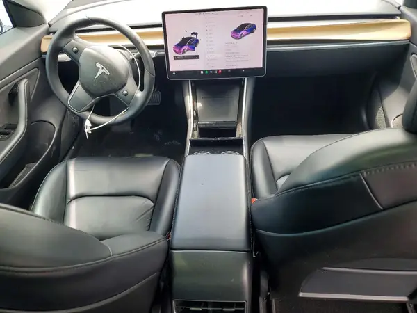 5YJ3E1EB5KF453582 2019 TESLA MODEL 3 - Image 8