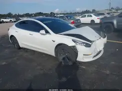 5YJ3E1EB5KF469233 2019 TESLA MODEL 3