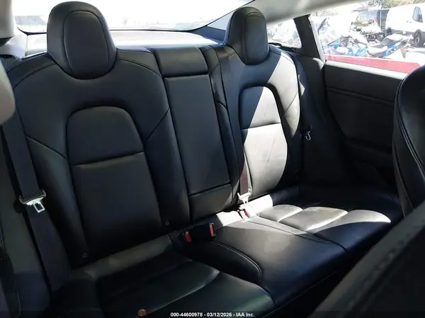 5YJ3E1EB5KF477672 2019 TESLA MODEL 3 - Image 8