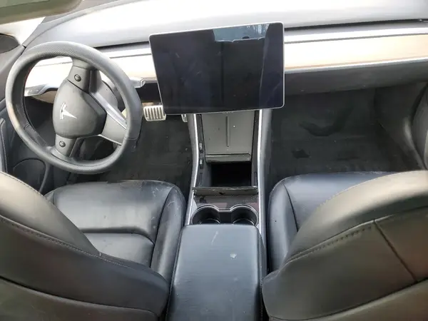 5YJ3E1EB5KF477753 2019 TESLA MODEL 3 - Image 8