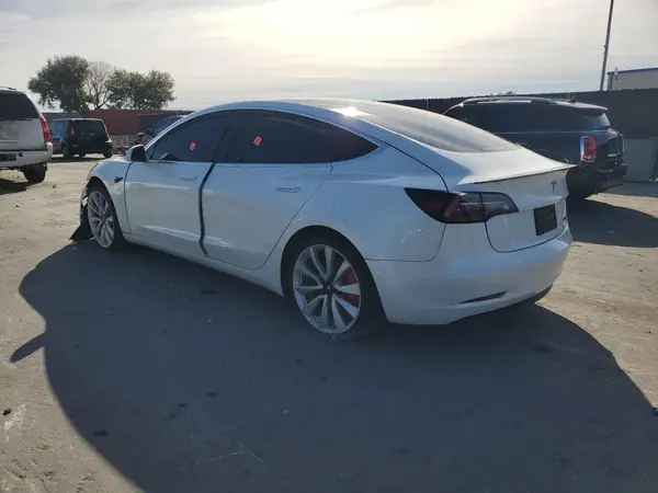 5YJ3E1EB5KF487411 2019 TESLA MODEL 3 - Image 2