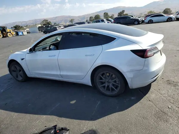 5YJ3E1EB5KF494097 2019 TESLA MODEL 3 - Image 2