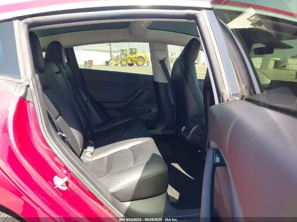5YJ3E1EB5KF496786 2019 TESLA MODEL 3 - Image 8