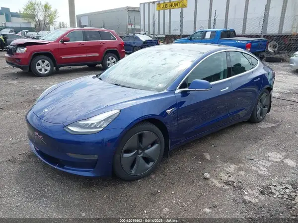 5YJ3E1EB5KF497582 2019 TESLA MODEL 3 - Image 2