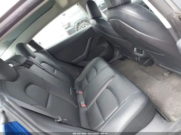 5YJ3E1EB5KF497582 2019 TESLA MODEL 3 - Image 8