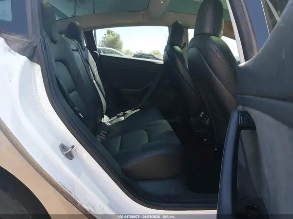5YJ3E1EB5KF510511 2019 TESLA MODEL 3 - Image 8