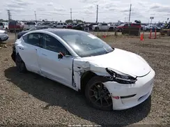 5YJ3E1EB5KF510976 2019 TESLA MODEL 3