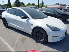 5YJ3E1EB5KF511125 2019 TESLA MODEL 3