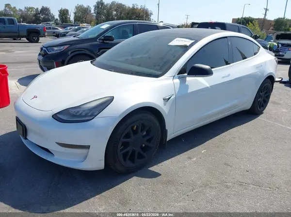 5YJ3E1EB5KF511125 2019 TESLA MODEL 3 - Image 2