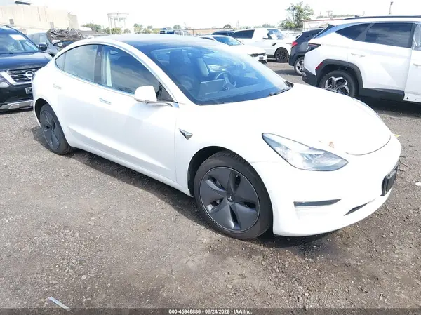 5YJ3E1EB5KF511884 2019 TESLA MODEL 3 - Image 1