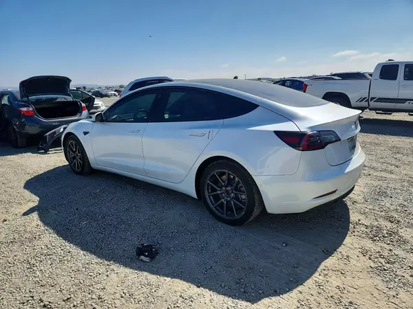 5YJ3E1EB5KF513134 2019 TESLA MODEL 3 - Image 2