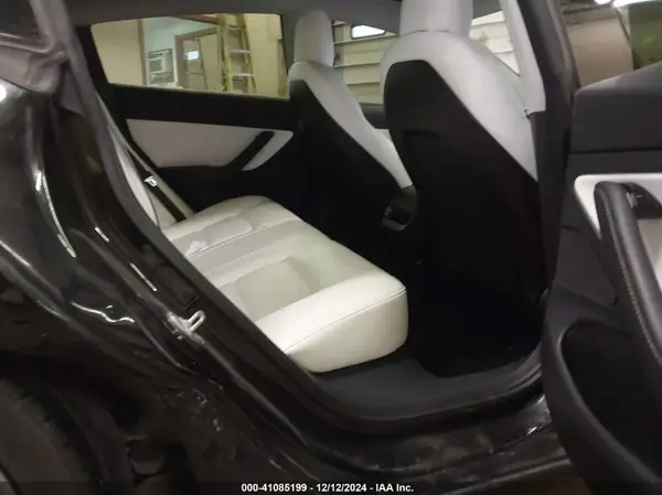 5YJ3E1EB5LF600985 2020 TESLA MODEL 3 - Image 8