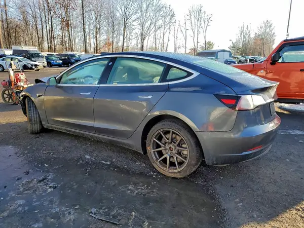 5YJ3E1EB5LF616927 2020 TESLA MODEL 3 - Image 2
