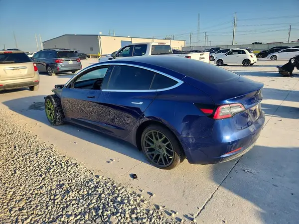 5YJ3E1EB5LF617625 2020 TESLA MODEL 3 - Image 2