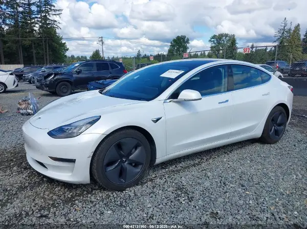 5YJ3E1EB5LF619018 2020 TESLA MODEL 3 - Image 2