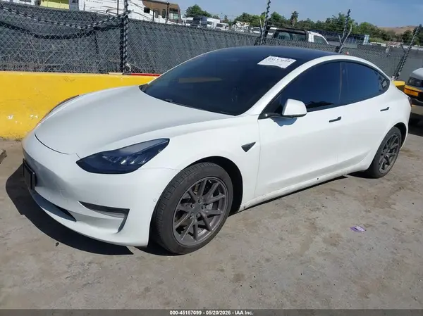 5YJ3E1EB5LF619620 2020 TESLA MODEL 3 - Image 2