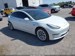 5YJ3E1EB5LF621013 2020 TESLA MODEL 3
