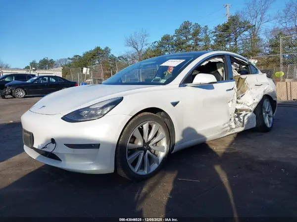 5YJ3E1EB5LF621173 2020 TESLA MODEL 3 - Image 2