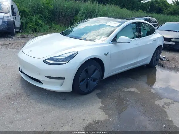 5YJ3E1EB5LF622095 2020 TESLA MODEL 3 - Image 2