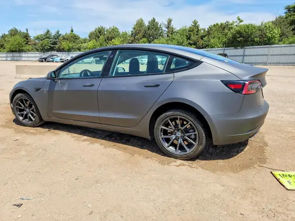 5YJ3E1EB5LF637244 2020 TESLA MODEL 3 - Image 2