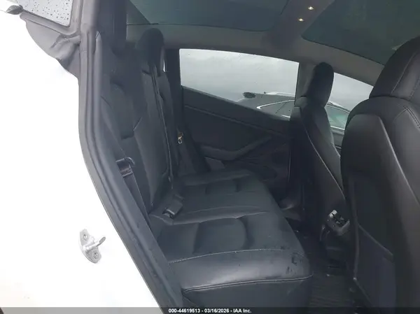 5YJ3E1EB5LF637440 2020 TESLA MODEL 3 - Image 8