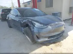 5YJ3E1EB5LF639060 2020 TESLA MODEL 3
