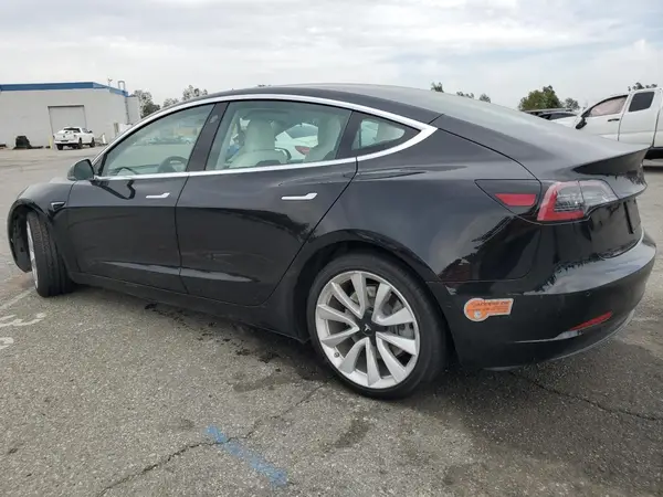 5YJ3E1EB5LF640029 2020 TESLA MODEL 3 - Image 2