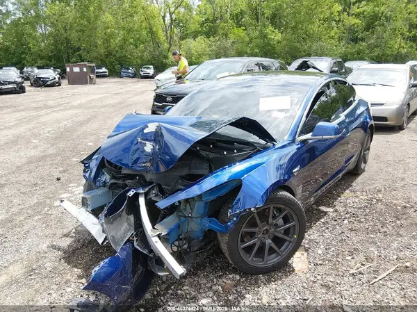 5YJ3E1EB5LF647661 2020 TESLA MODEL 3 - Image 2
