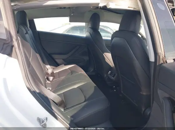 5YJ3E1EB5LF651242 2020 TESLA MODEL 3 - Image 8