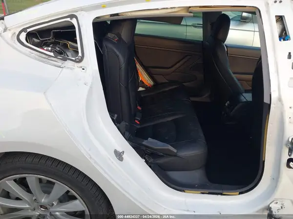 5YJ3E1EB5LF667327 2020 TESLA MODEL 3 - Image 8