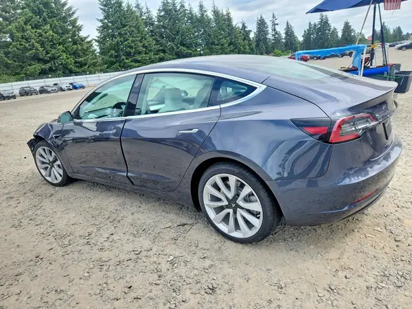 5YJ3E1EB5LF668736 2020 TESLA MODEL 3 - Image 2