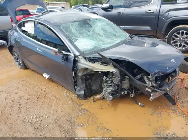 5YJ3E1EB5LF710788 2020 TESLA MODEL 3 - Image 1