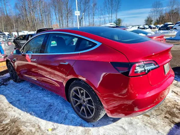 5YJ3E1EB5LF711035 2020 TESLA MODEL 3 - Image 2