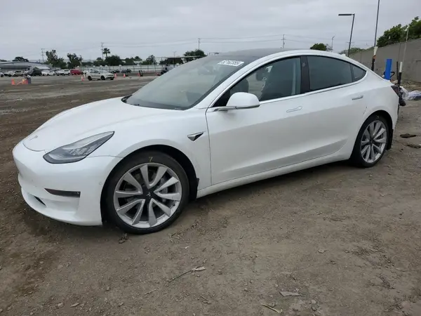 5YJ3E1EB5LF735710 2020 TESLA MODEL 3 - Image 1
