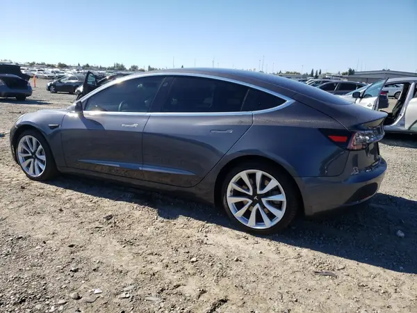 5YJ3E1EB5LF746674 2020 TESLA MODEL 3 - Image 2
