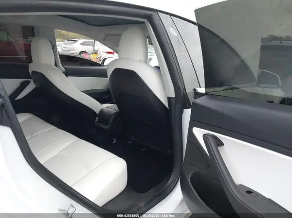 5YJ3E1EB5LF791596 2020 TESLA MODEL 3 - Image 8