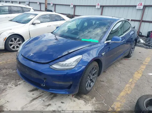 5YJ3E1EB5LF793610 2020 TESLA MODEL 3 - Image 2