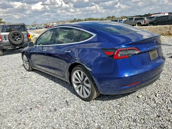 5YJ3E1EB5LF796040 2020 TESLA MODEL 3 - Image 2