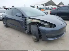 5YJ3E1EB5MF000999 2021 TESLA MODEL 3